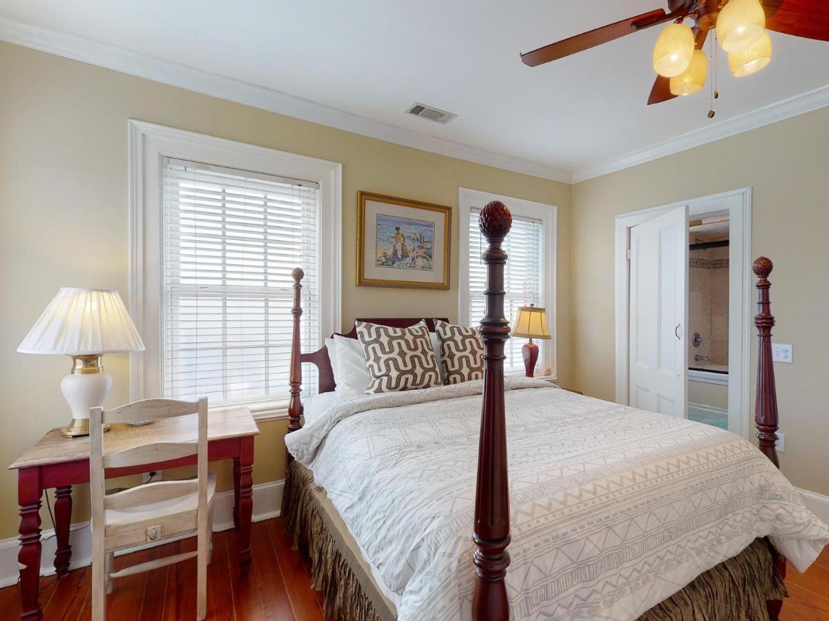 Haven On Taylor Unit 4