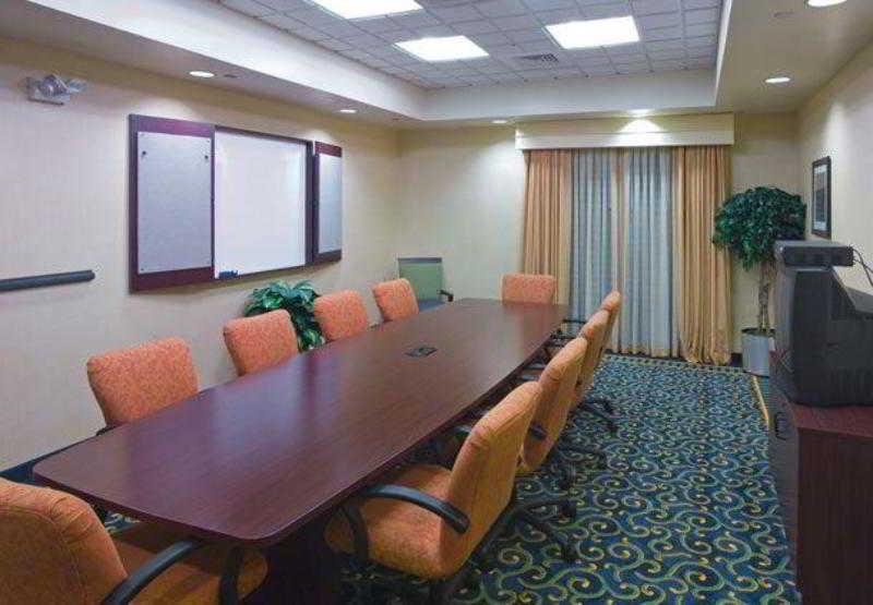 Hotel Springhill Airport