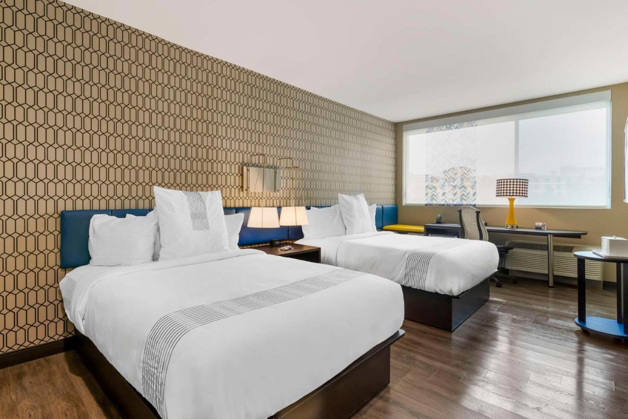 Glo Western Pooler - Airport Hotel 3*