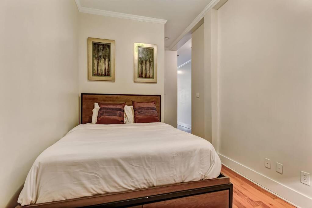 Loft Steps From Hall And River Street * Savannah