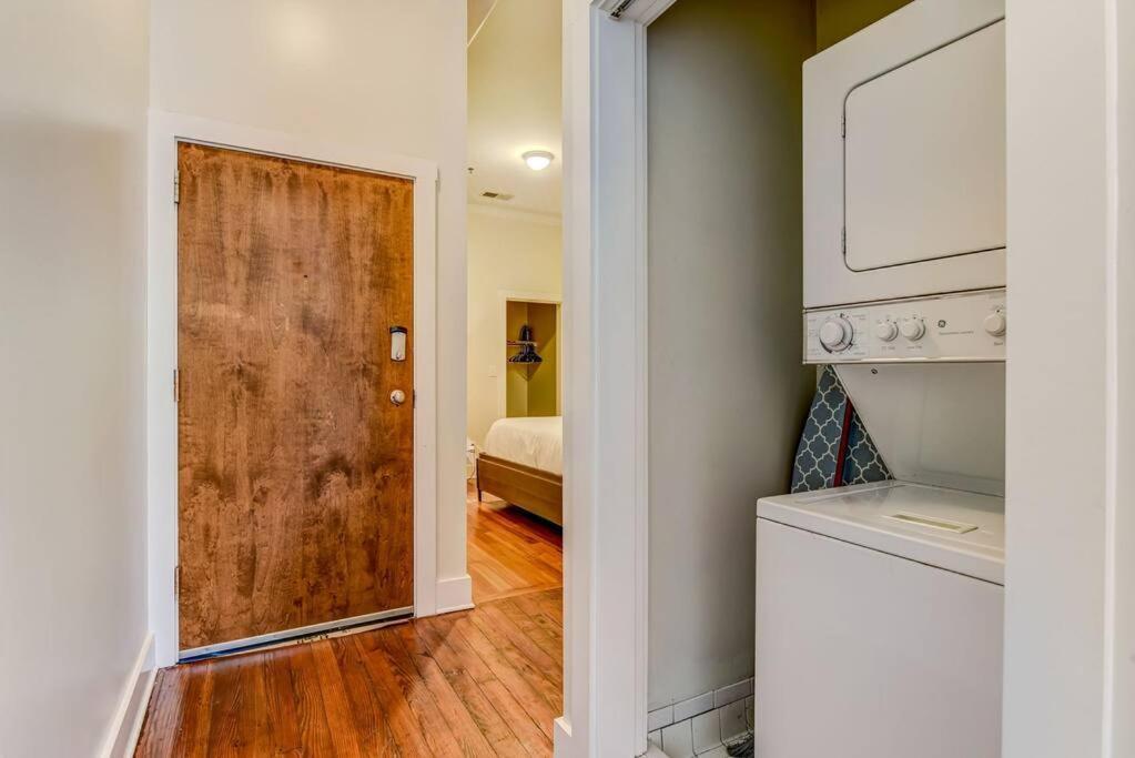 Apartment Loft Steps From Hall And River Street Savannah
