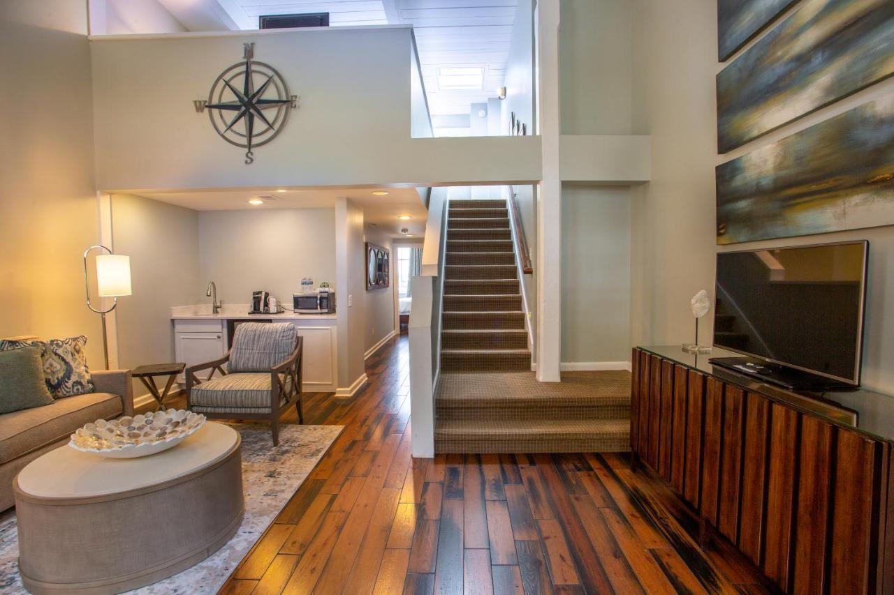 Hotel Olde Harbour Inn, Historic Of Collection Savannah