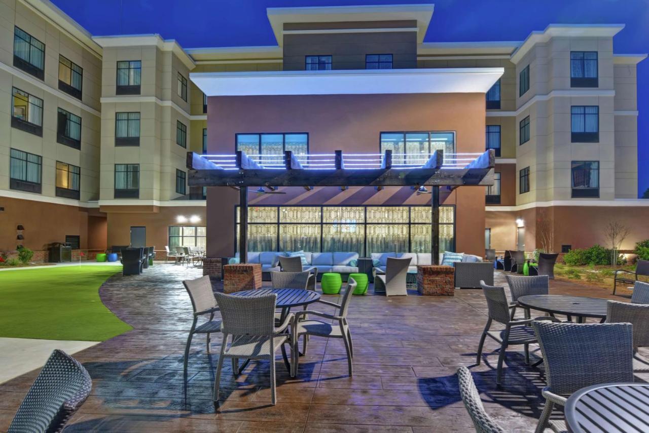 Homewood By Hilton Airport Hotel Savannah