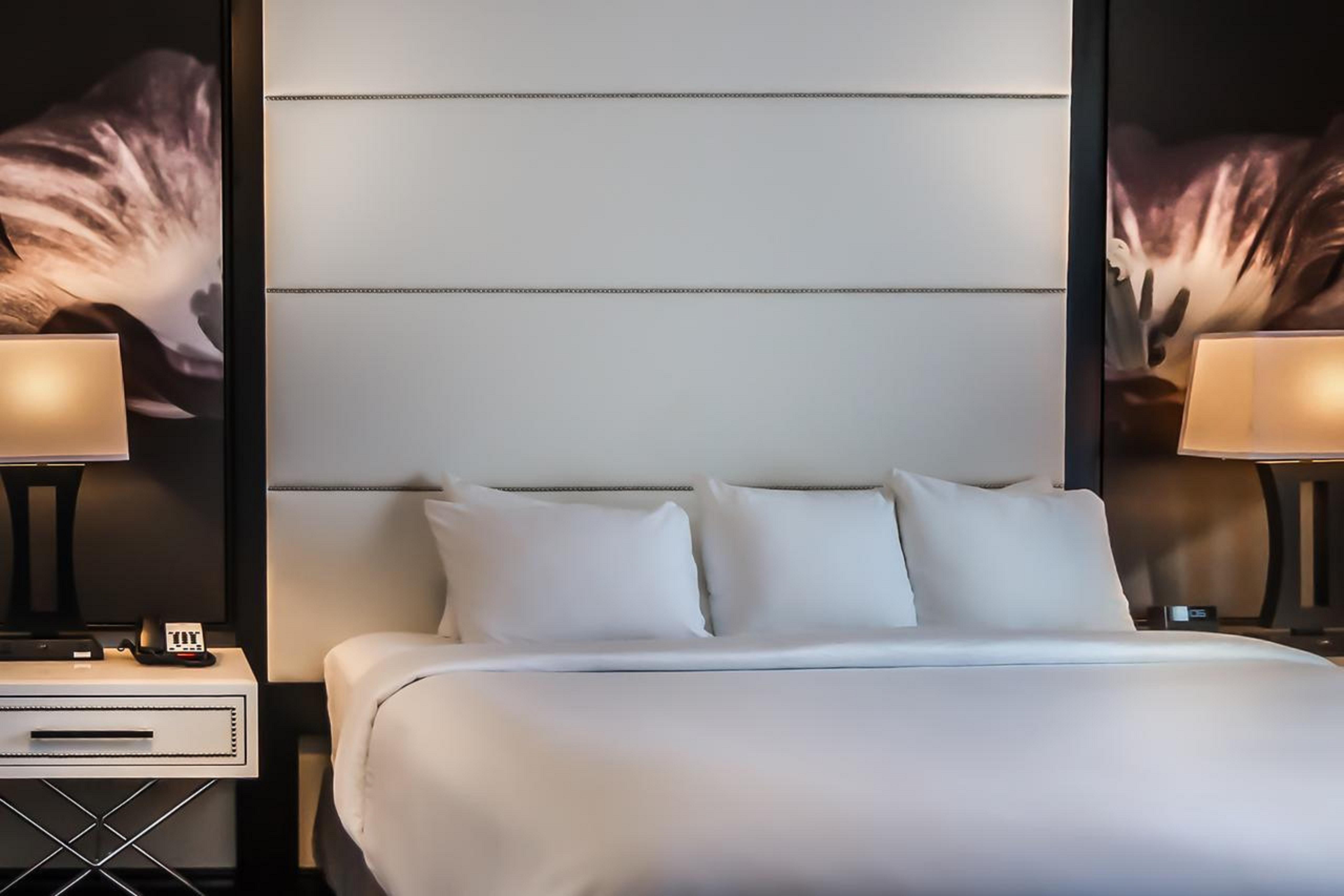 Hotel Tryp By Wyndham 4*