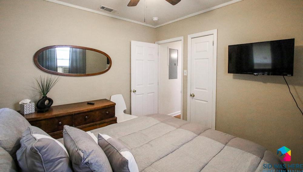Apartment 2Br Affordable Walkable Duplex Near Forsyth Park Free Parking