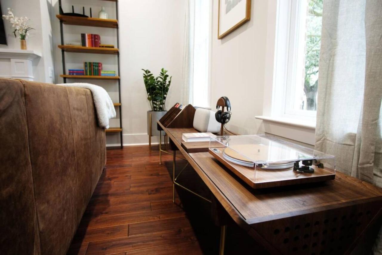 Holiday home 3 Bedroom Liberty House In Downtown With Parking *