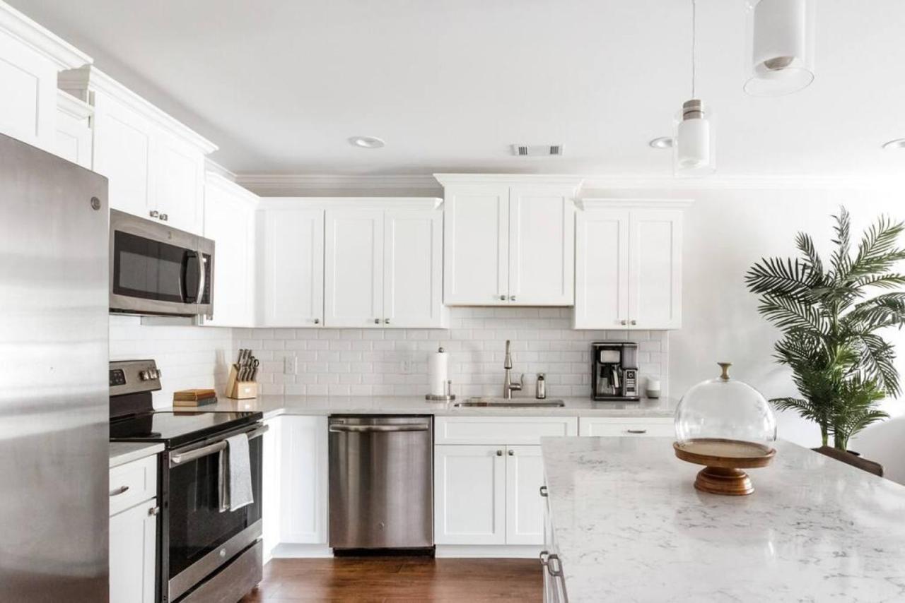 Downtown Liberty Garden Apartment