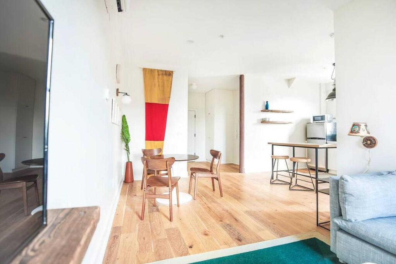Apartment Bright King Bedroom In Downtown