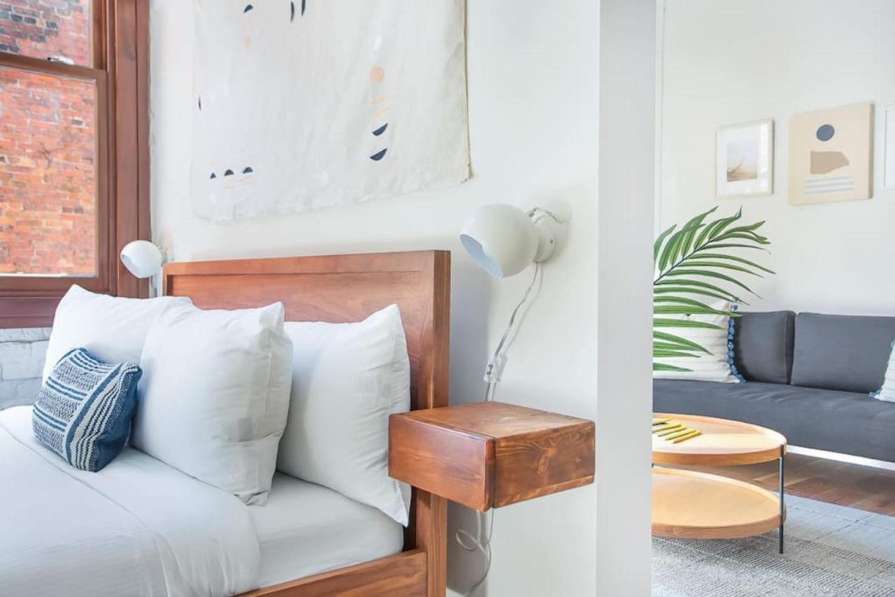 Apartment Downtown Loft Near Everything Savannah