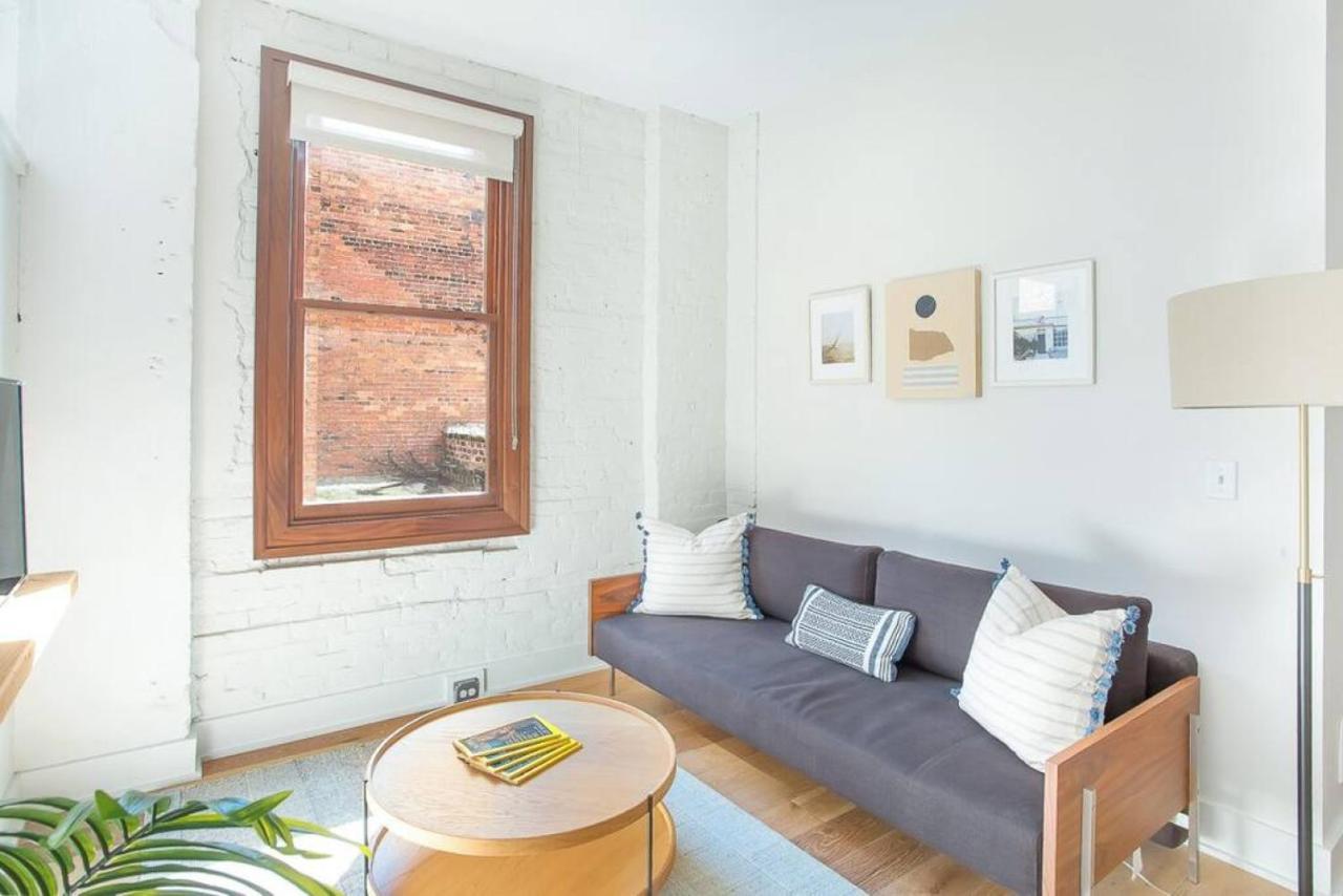 Downtown Loft Near Everything