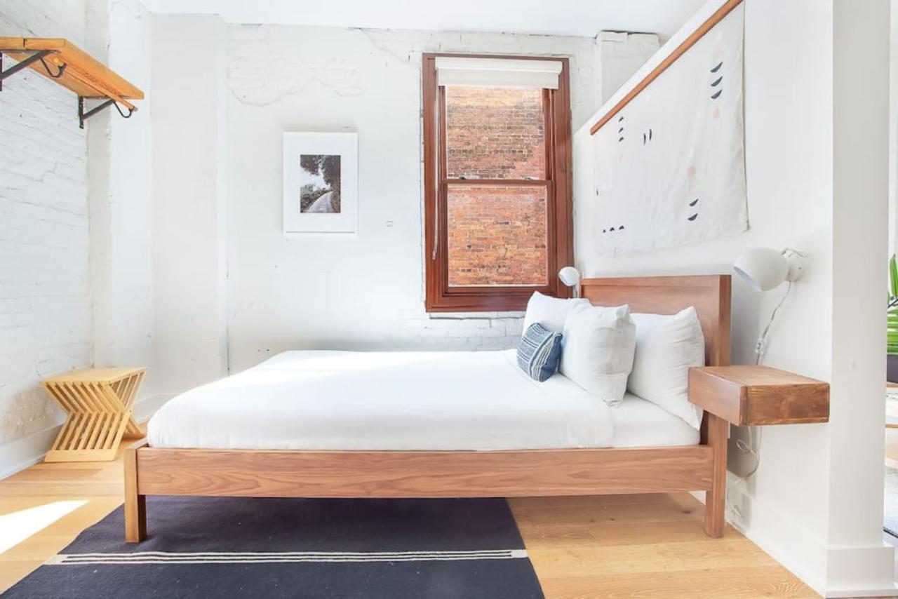 Apartment Downtown Loft Near Everything Savannah