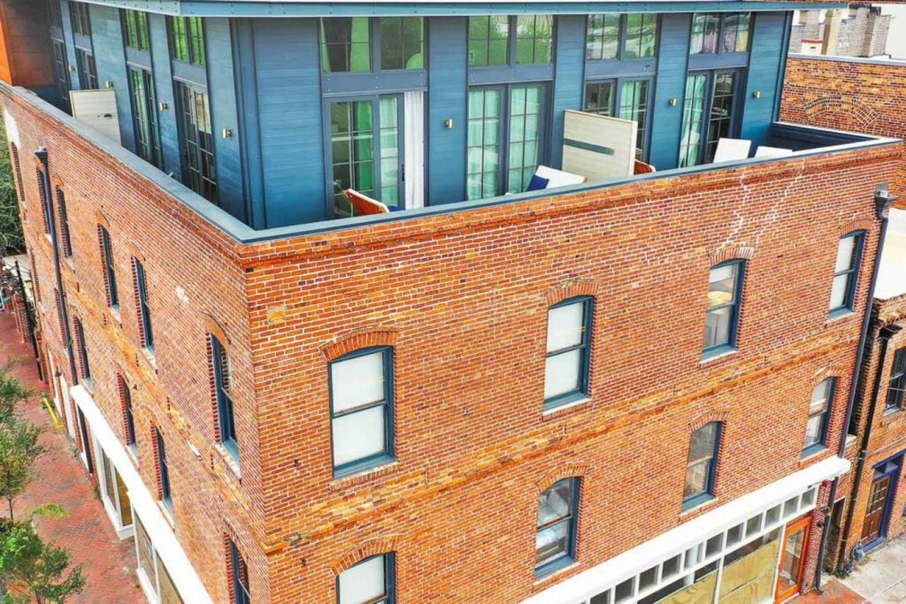 Floor Loft With Terrace In Downtown