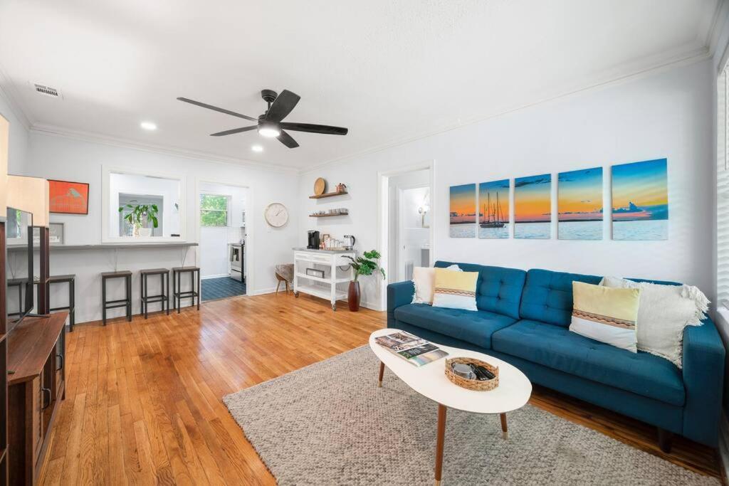 Holiday home Rare Hidden Gem - Minutes From Downtown & Forsyth! *