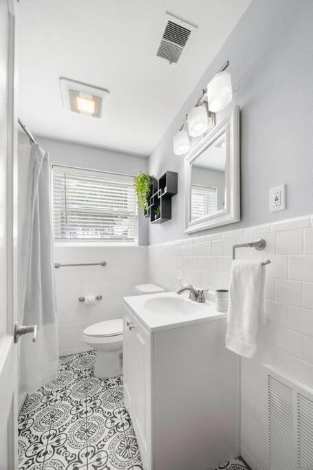 Holiday home Stylish Urban Nest, Close To Parks And Restaurants
