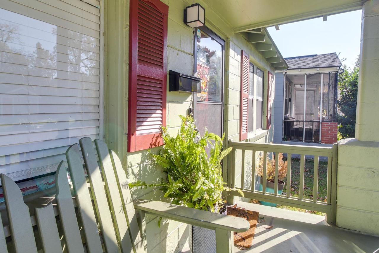 With Yard About 3 Mi To Downtown! Savannah