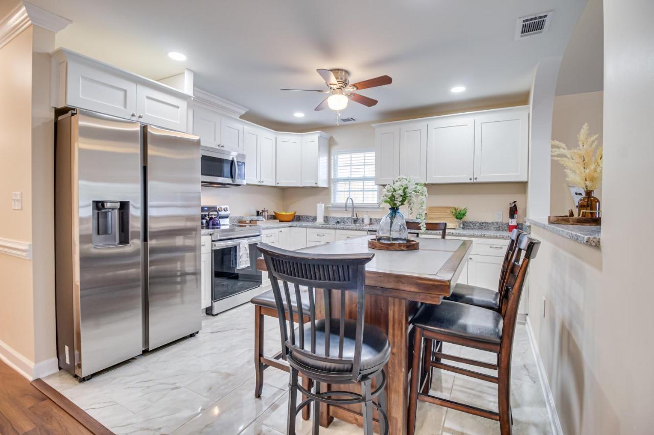 Holiday home Family Near Downtown And Convention Center! *
