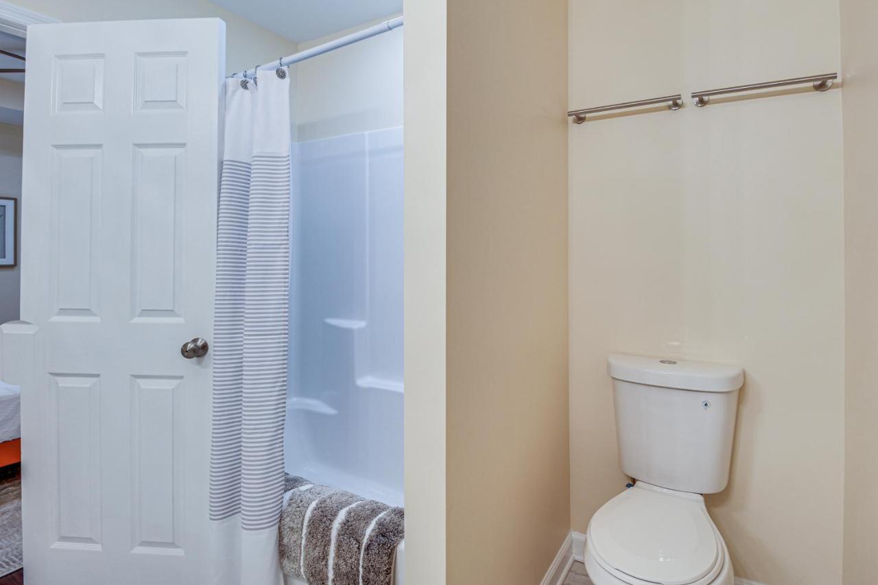 Family Near Downtown And Convention Center! Holiday home