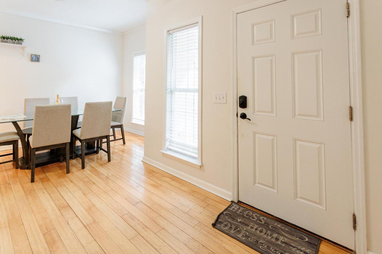 Private 2 Bedroom And 2 Bathroom In Savannah