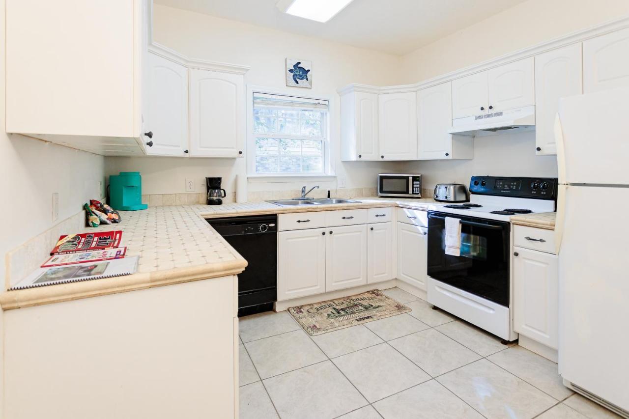 Private 2 Bedroom And 2 Bathroom In Apartment Savannah