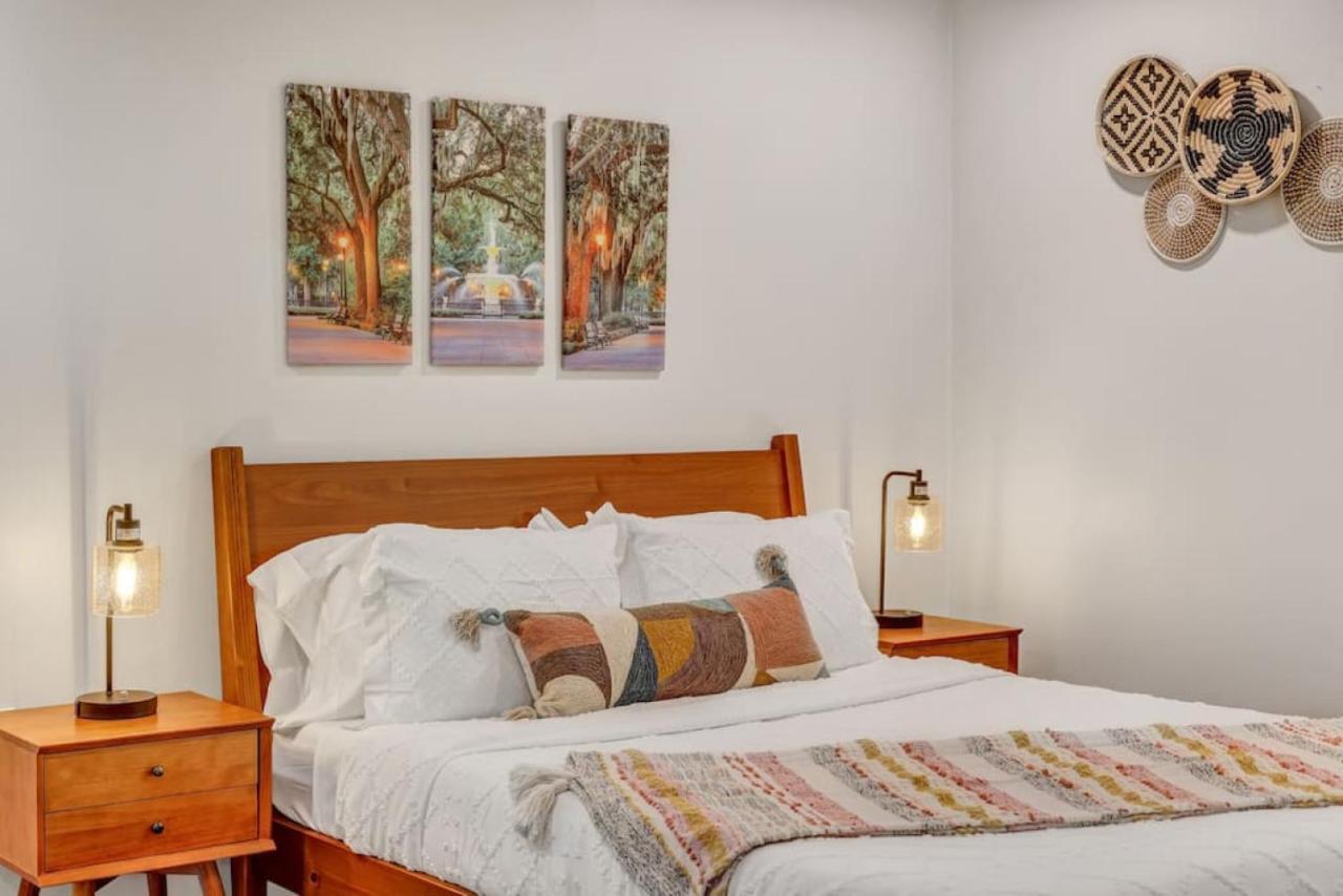 Luxury Retreat Heated Pool And Pet Friendly
