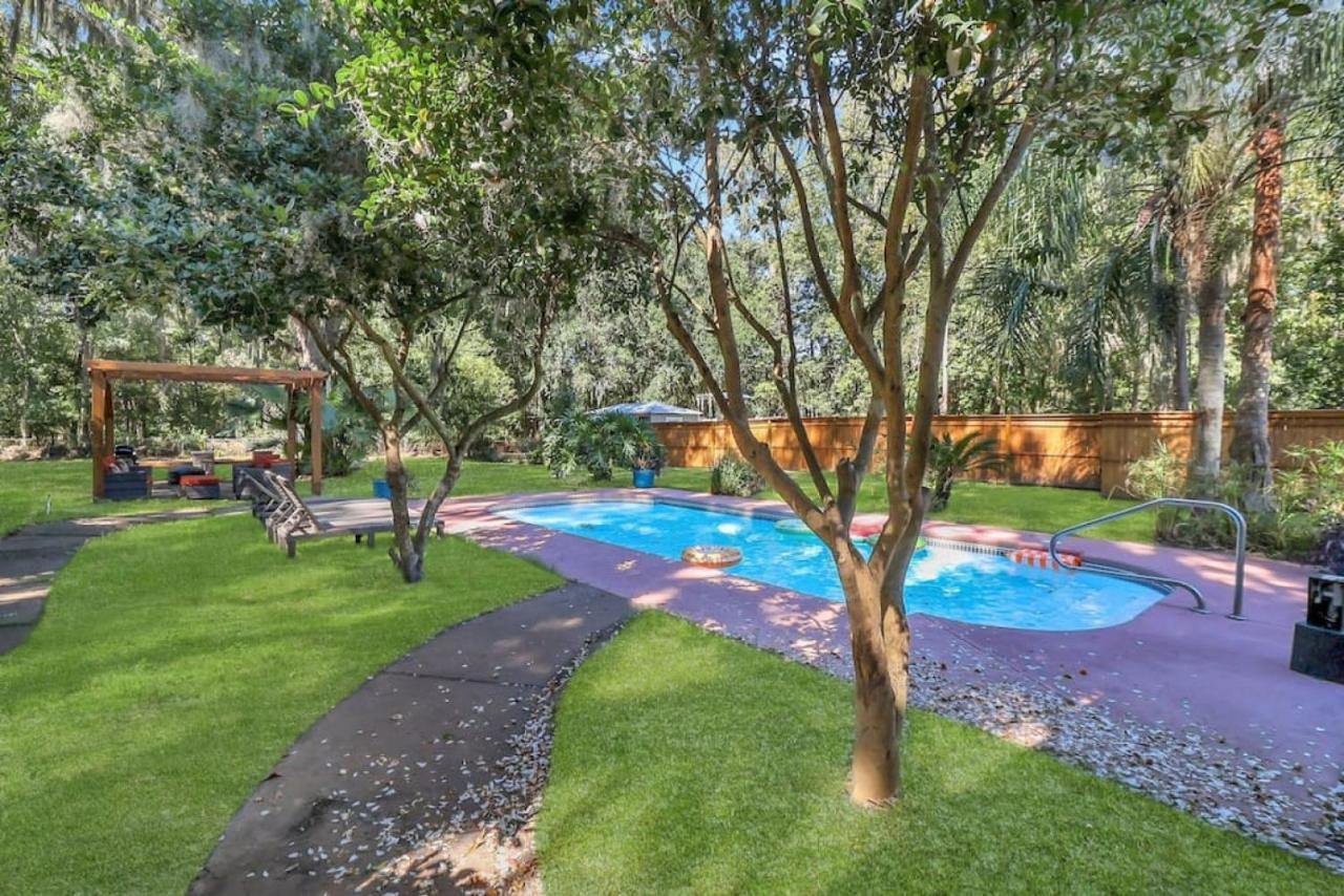 Luxury Retreat Heated Pool And Pet Friendly Savannah