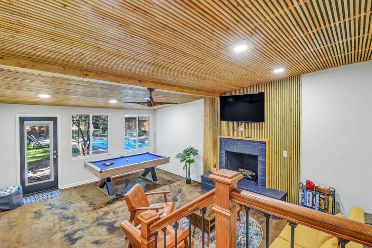 Luxury Retreat Heated Pool And Pet Friendly Holiday home *