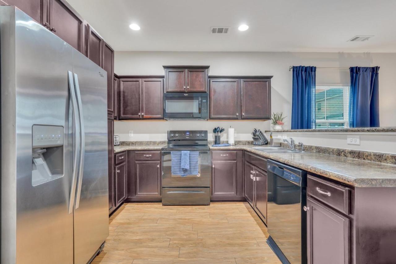 Holiday home Luxury Group Retreat Family Oasis *