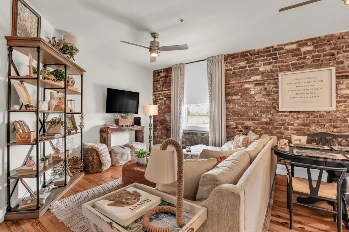 Apartment The Georgia Peach -near Plant Riverside & Downtown