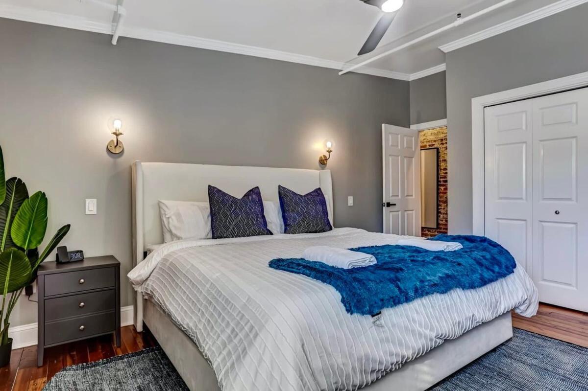 West End Loft - Downtown 5 Min Walk To River St * Savannah