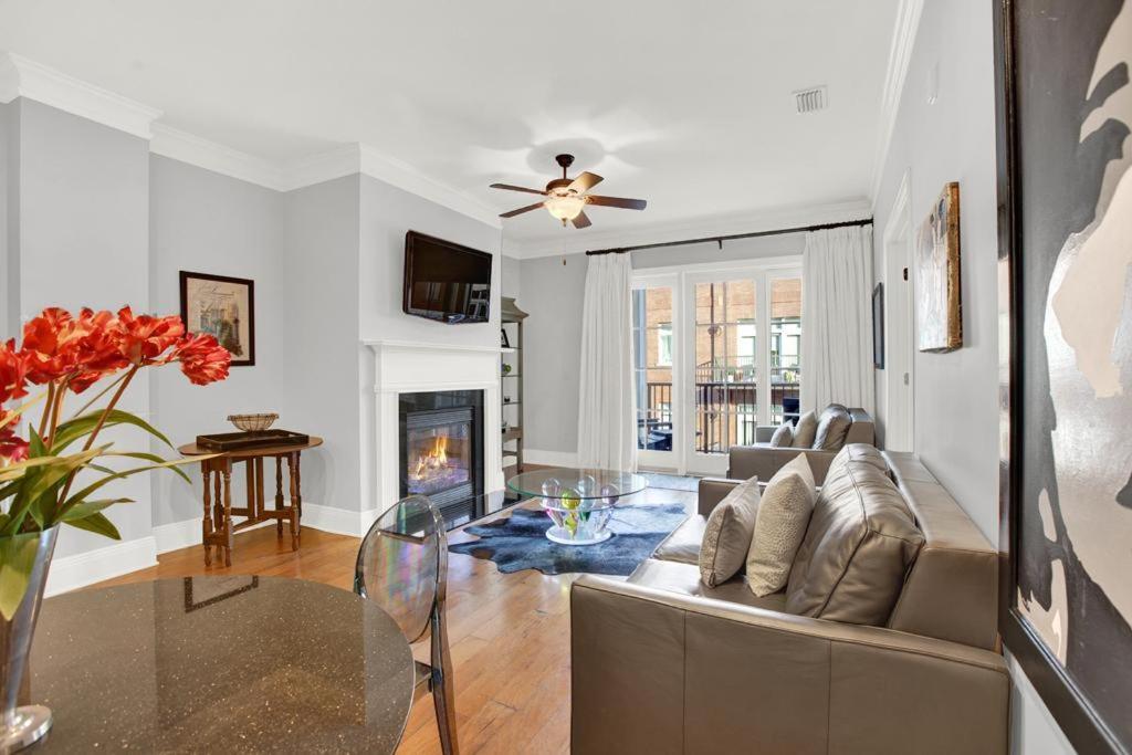 Charm On Bay Holiday home Savannah