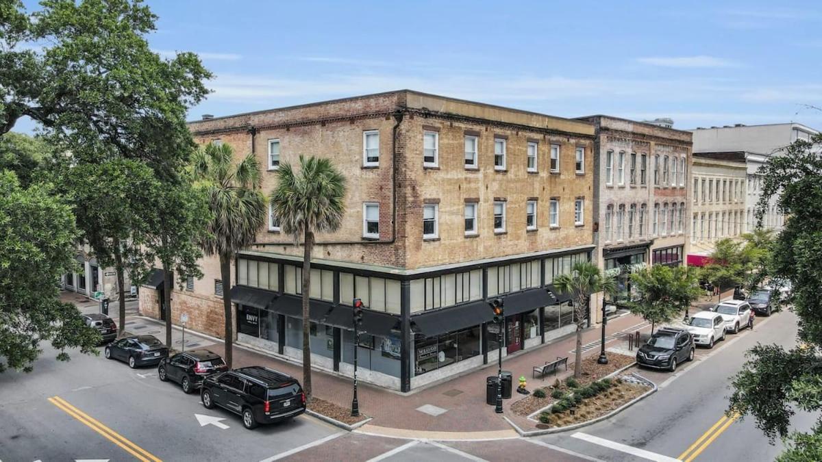 Apartment The Georgia Peach -near Plant Riverside & Downtown *