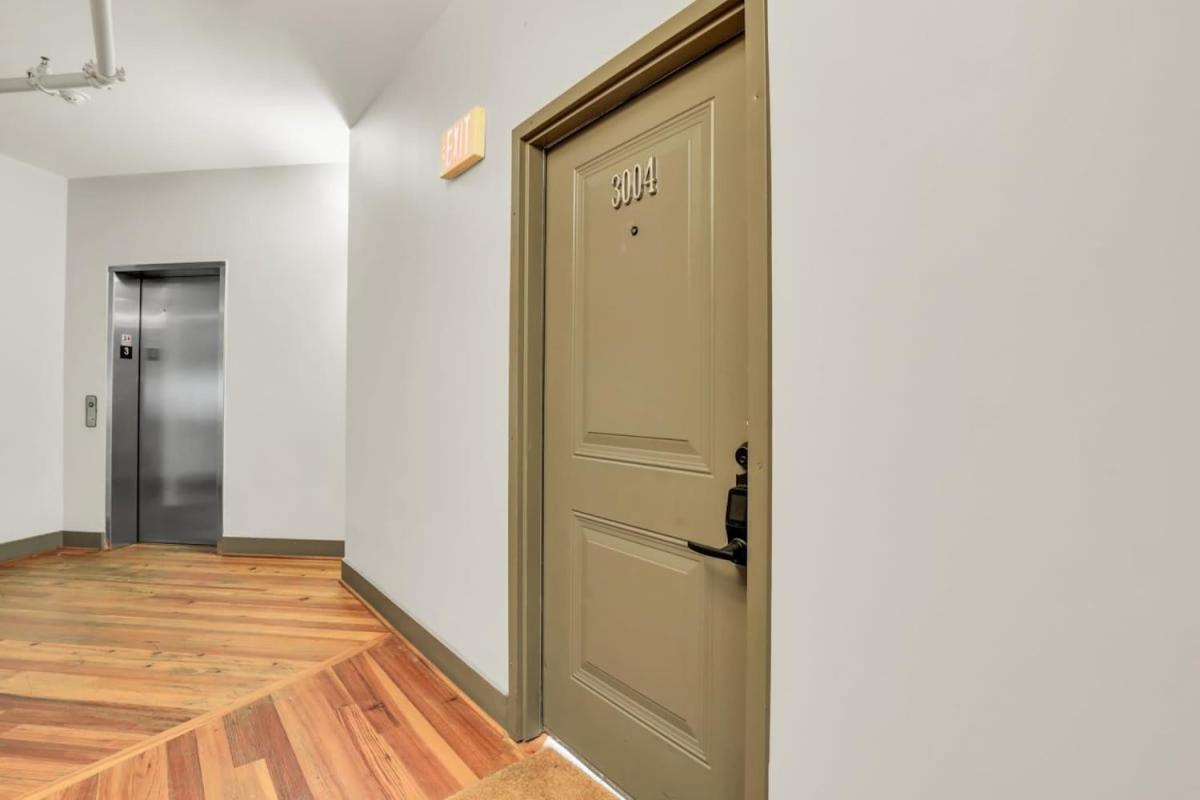 Apartment The Georgia Peach -near Plant Riverside & Downtown Savannah