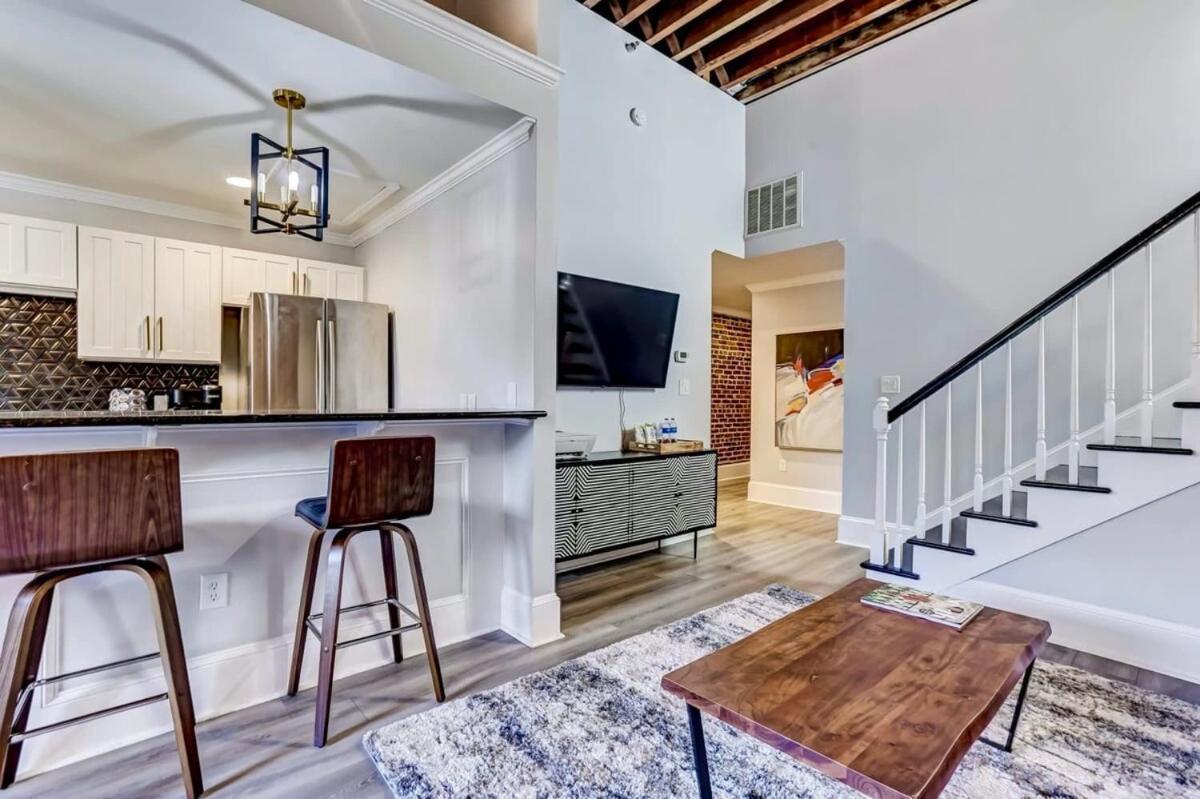West End Loft - Downtown 5 Min Walk To River St Apartment Savannah