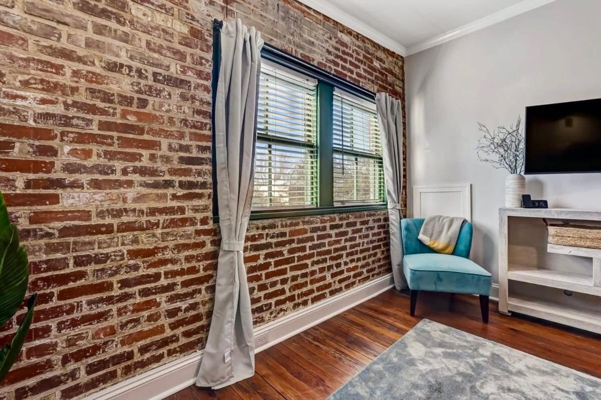 West End Loft - Downtown 5 Min Walk To River St Savannah