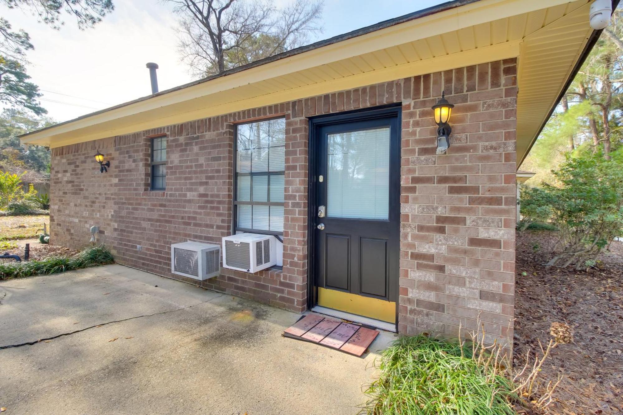 Cozy Studio About 10 Mi To Tybee Island! Apartment