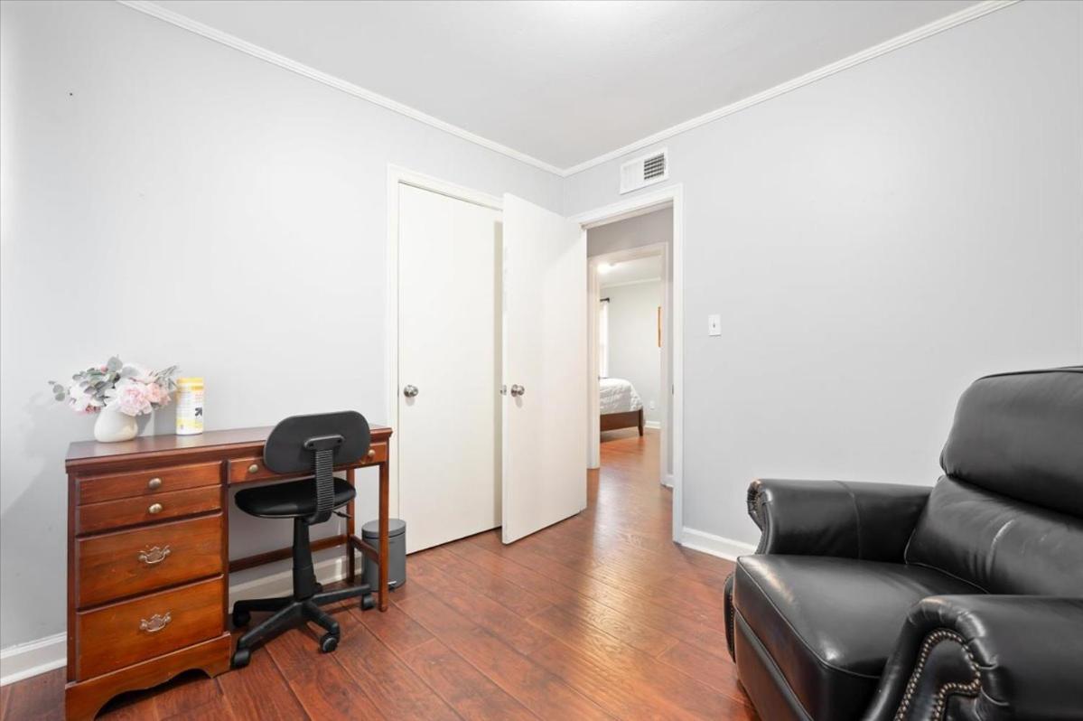 Ranchland Ranch Private Officepet Friendly Savannah