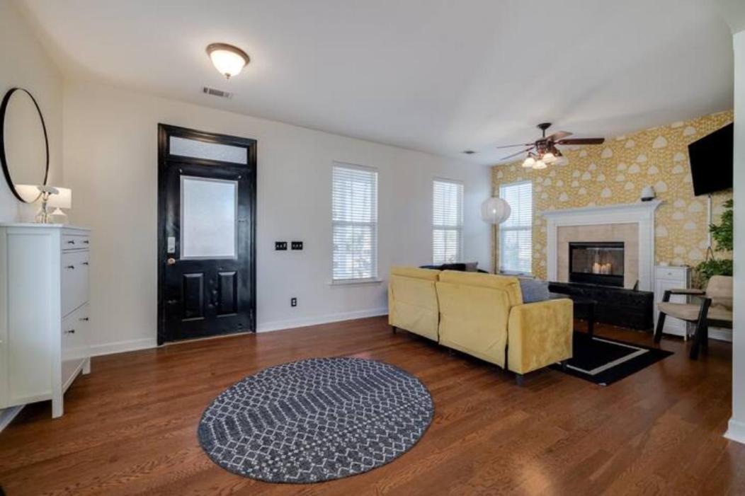 Tupelo Honey - 6 Bedroom Sleeps 16+ * Savannah
