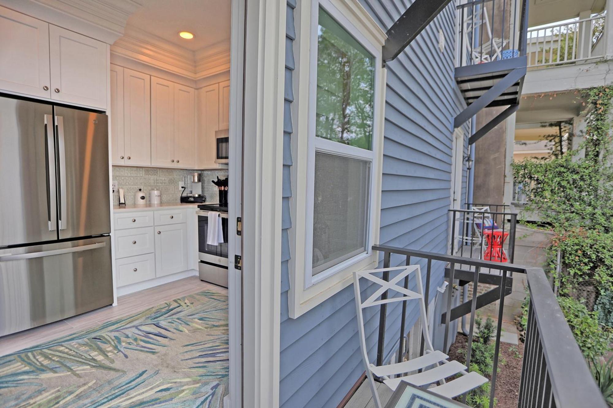 Oglethorpe Apartment *