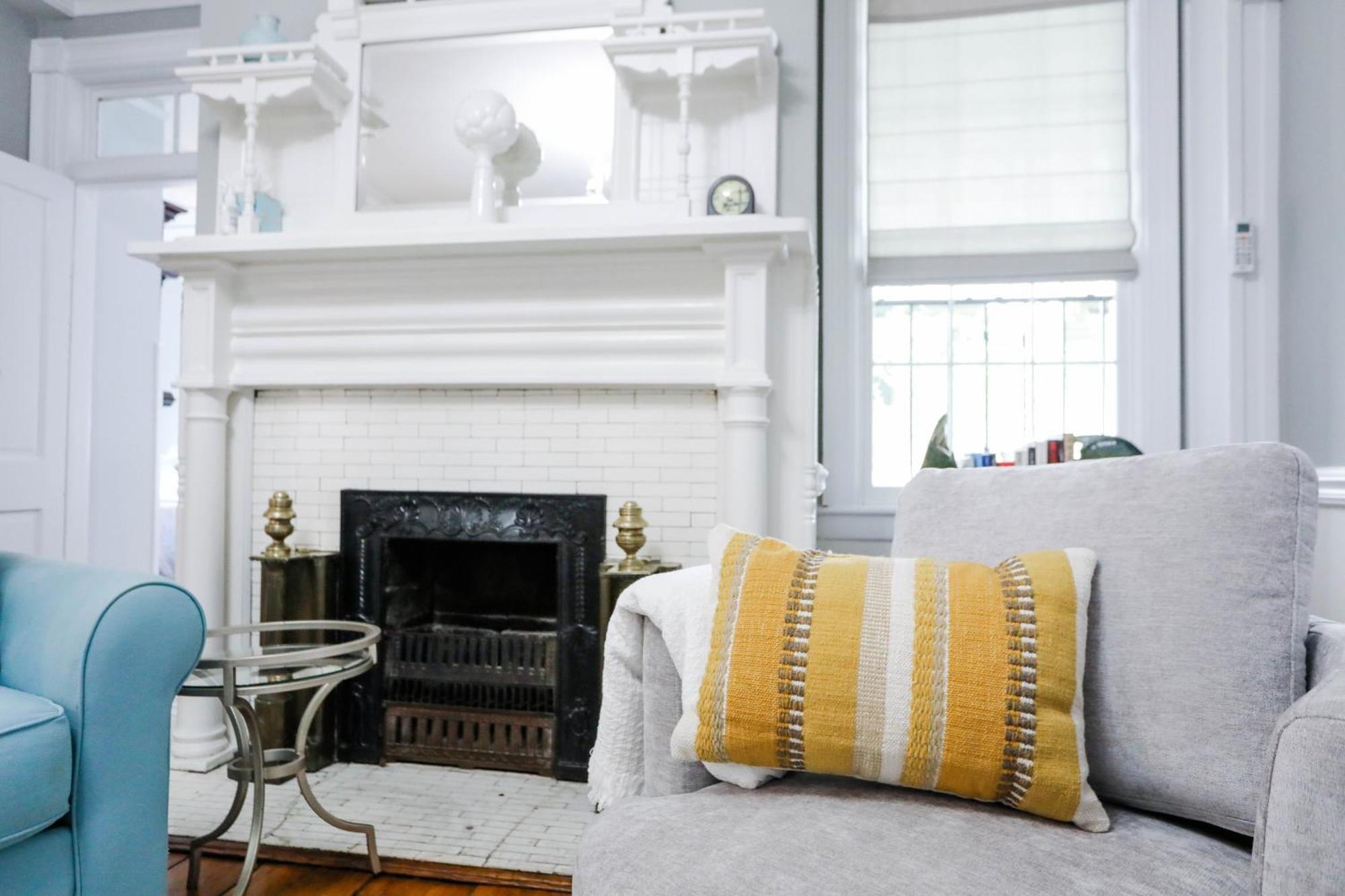 Oglethorpe Apartment *