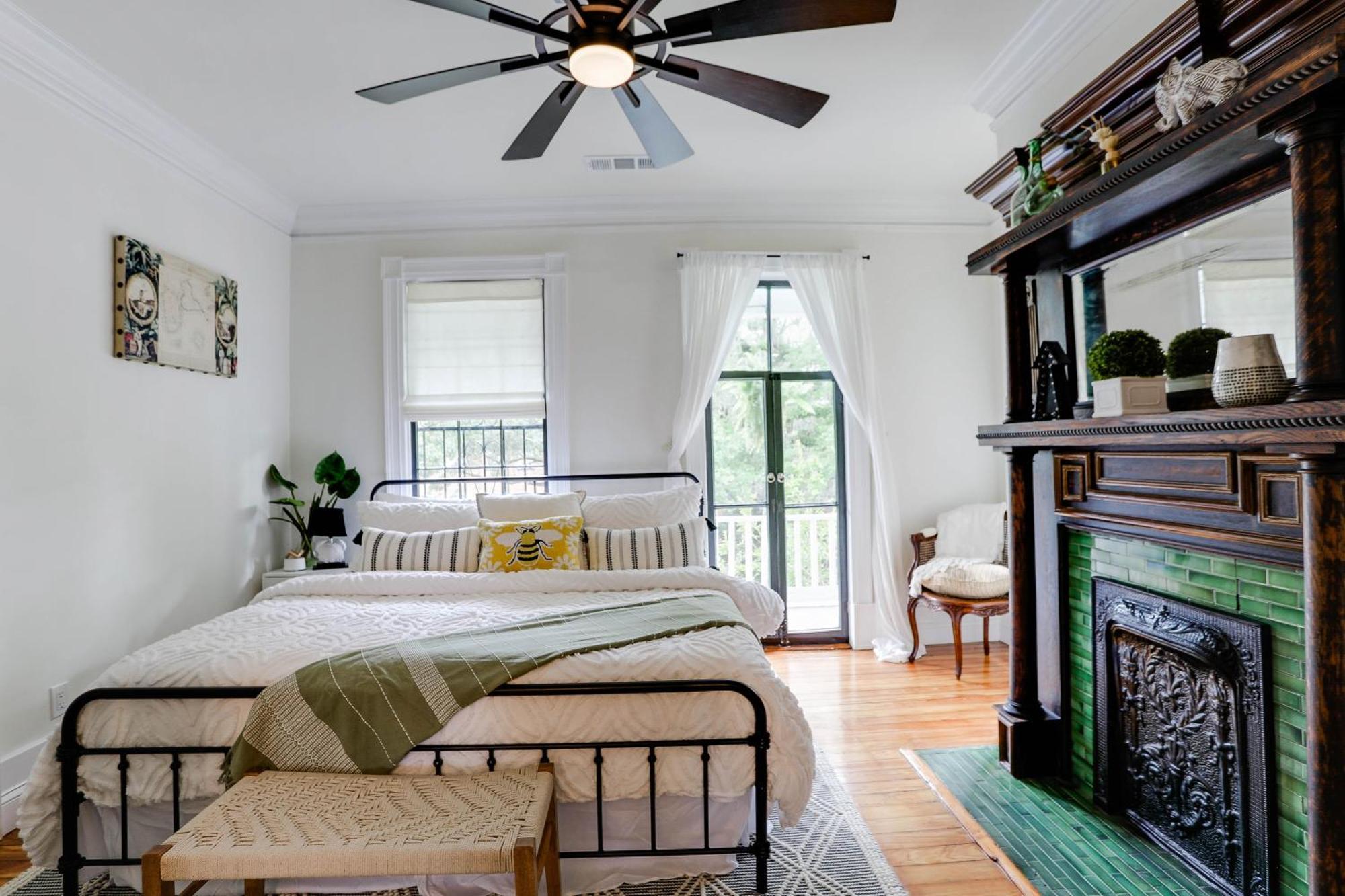 Oglethorpe Apartment Savannah