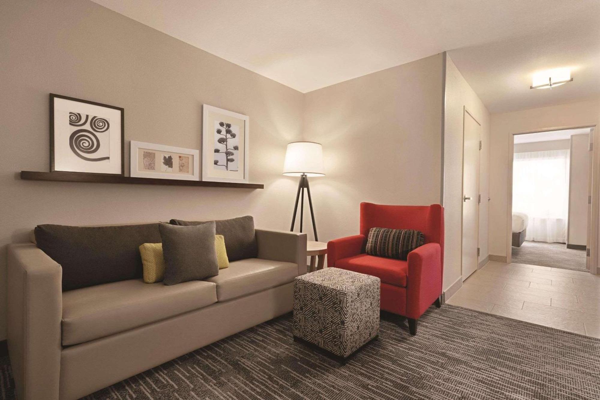 Hotel Country & By Radisson, Midtown, Ga 3*