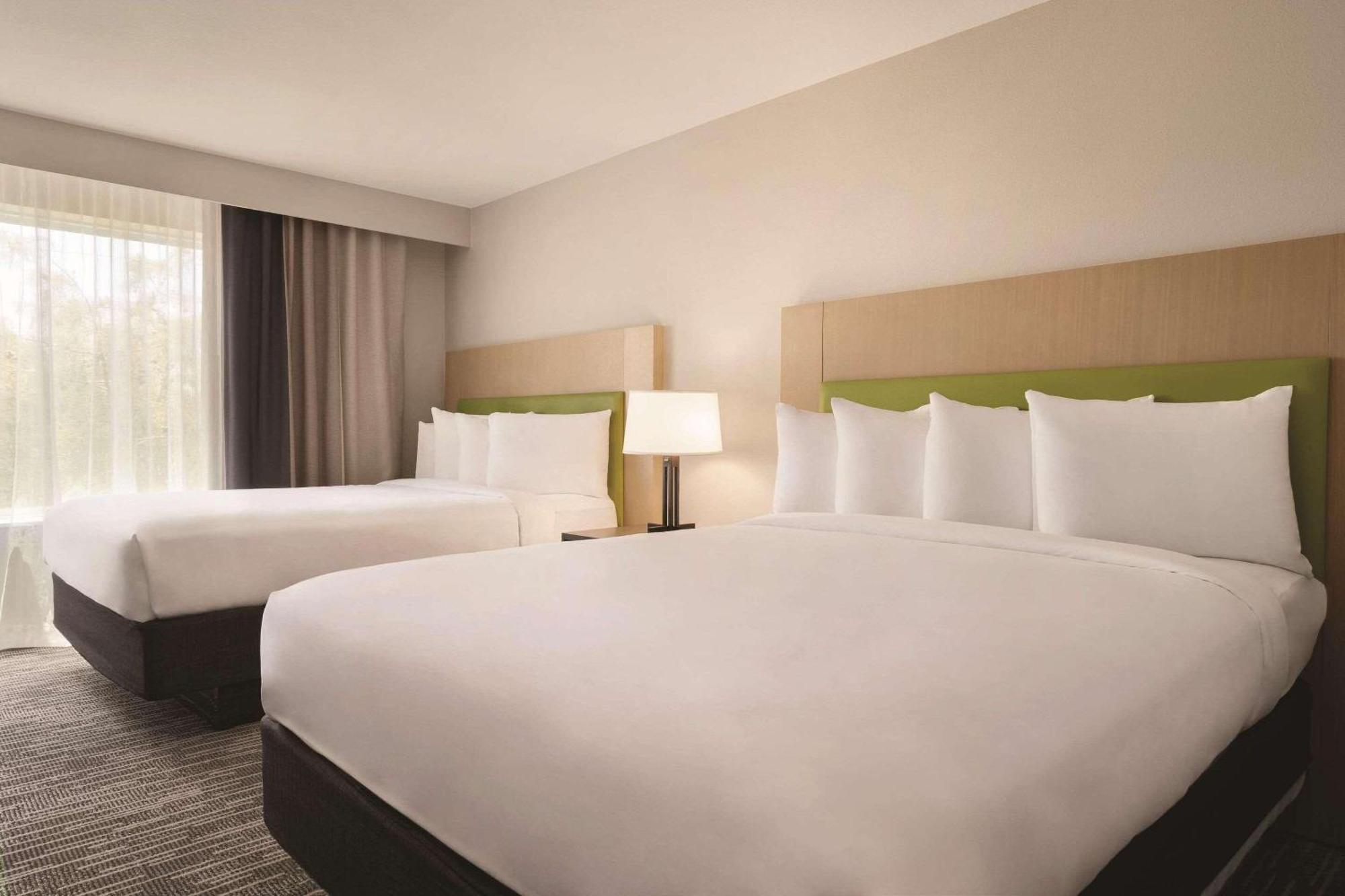 Country & By Radisson, Midtown, Ga 3*