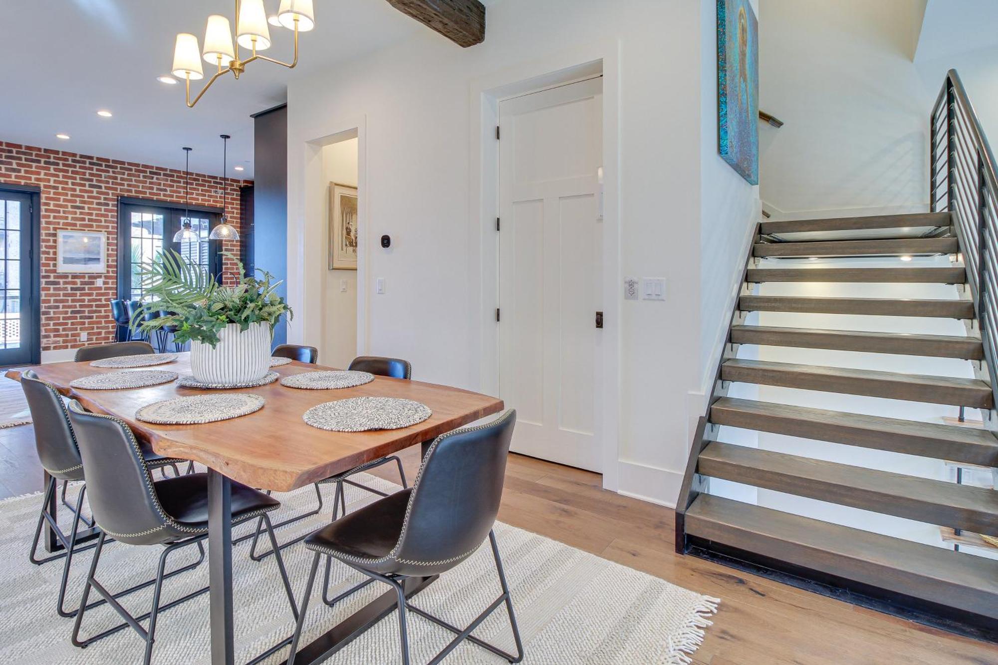 Luxe Townhome 1 Mi To Historic District