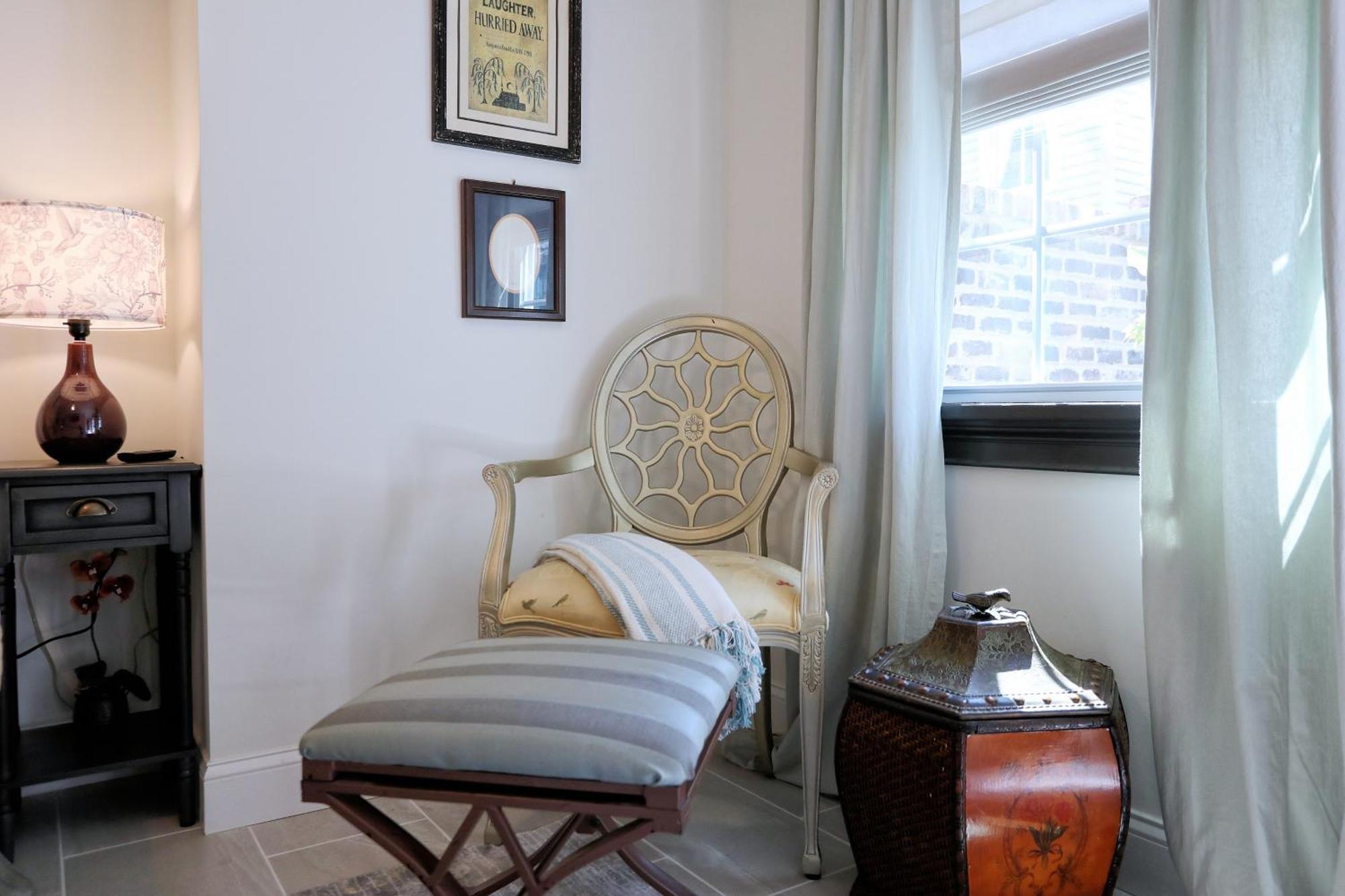 Apartment New! Historic 1bed/1bath Steps To River St! Savannah