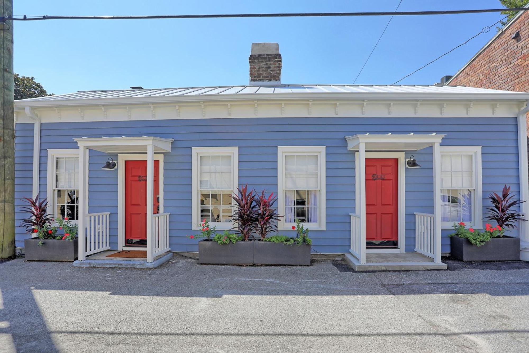 New! Historic 1bed/1bath Steps To River St! Apartment *