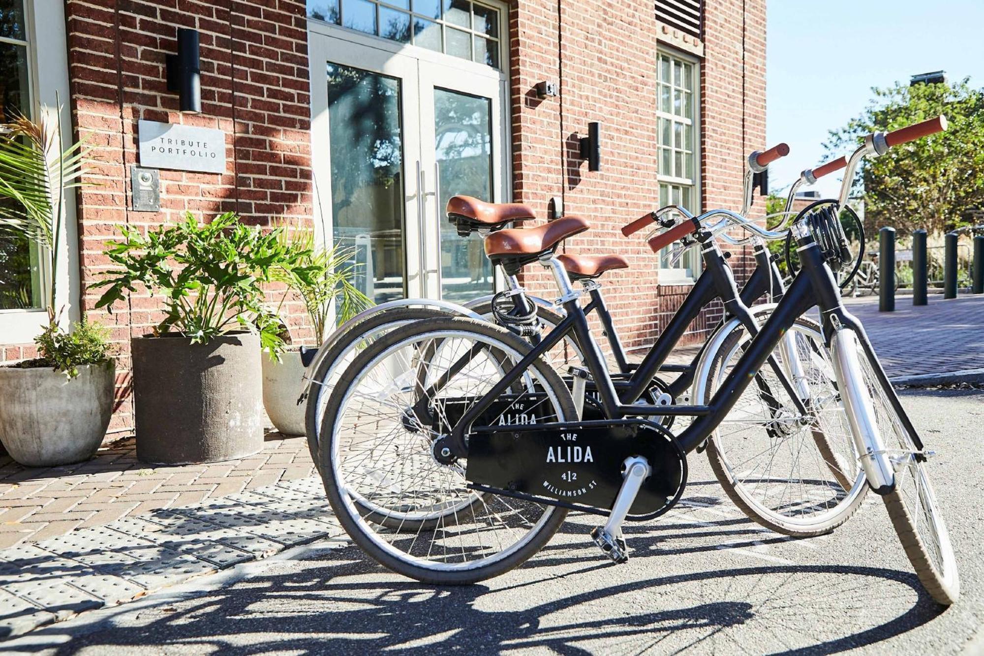 The Alida, Savannah, A Tribute Portfolio 5* Savannah