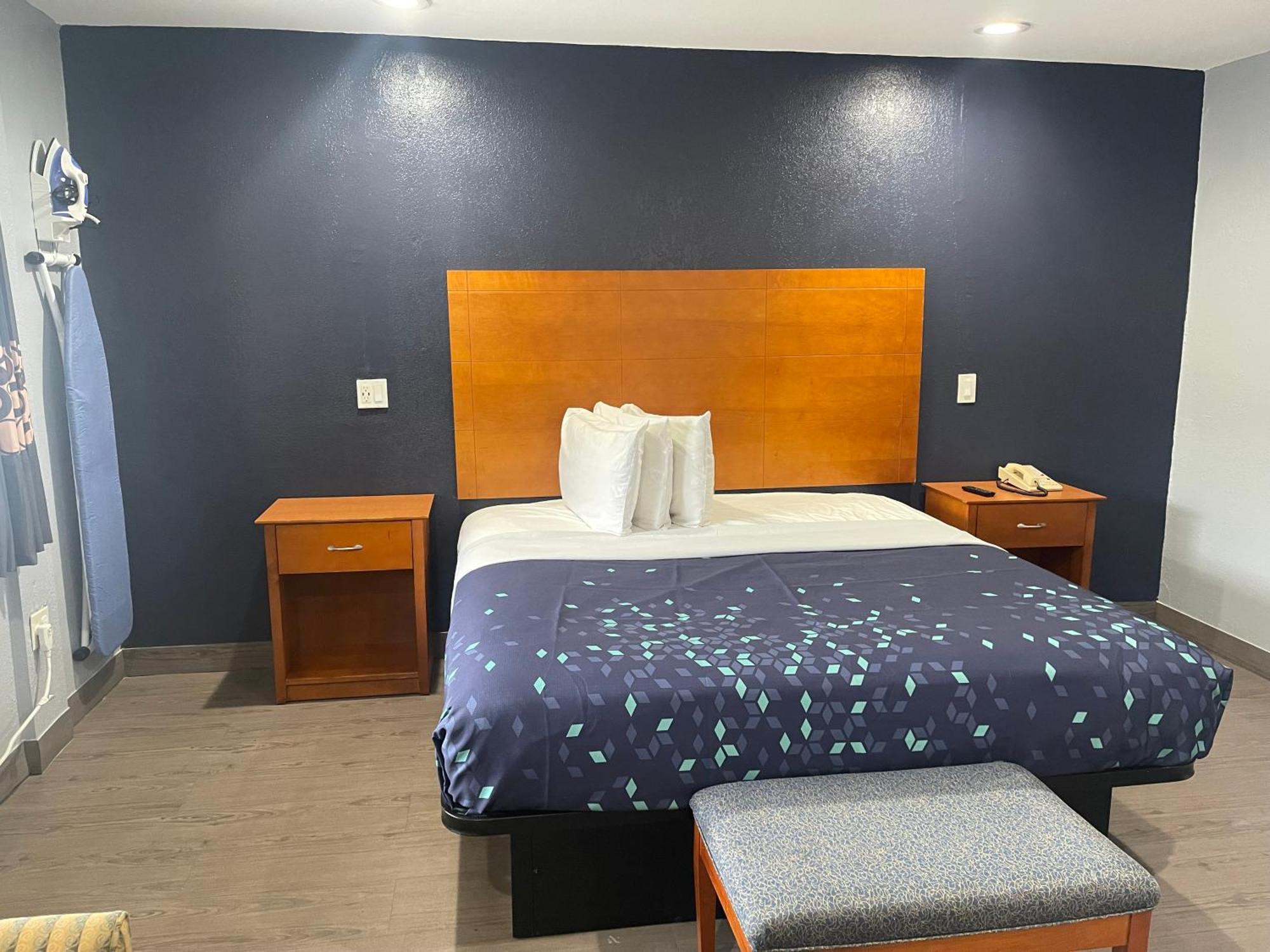 Americas Value Inn-savannah Savannah