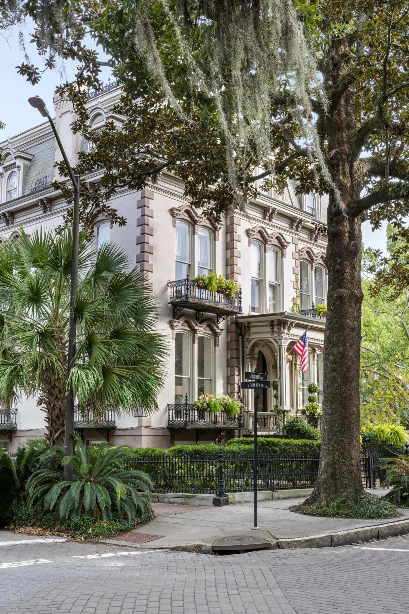 Inn Hamilton Turner 4*
