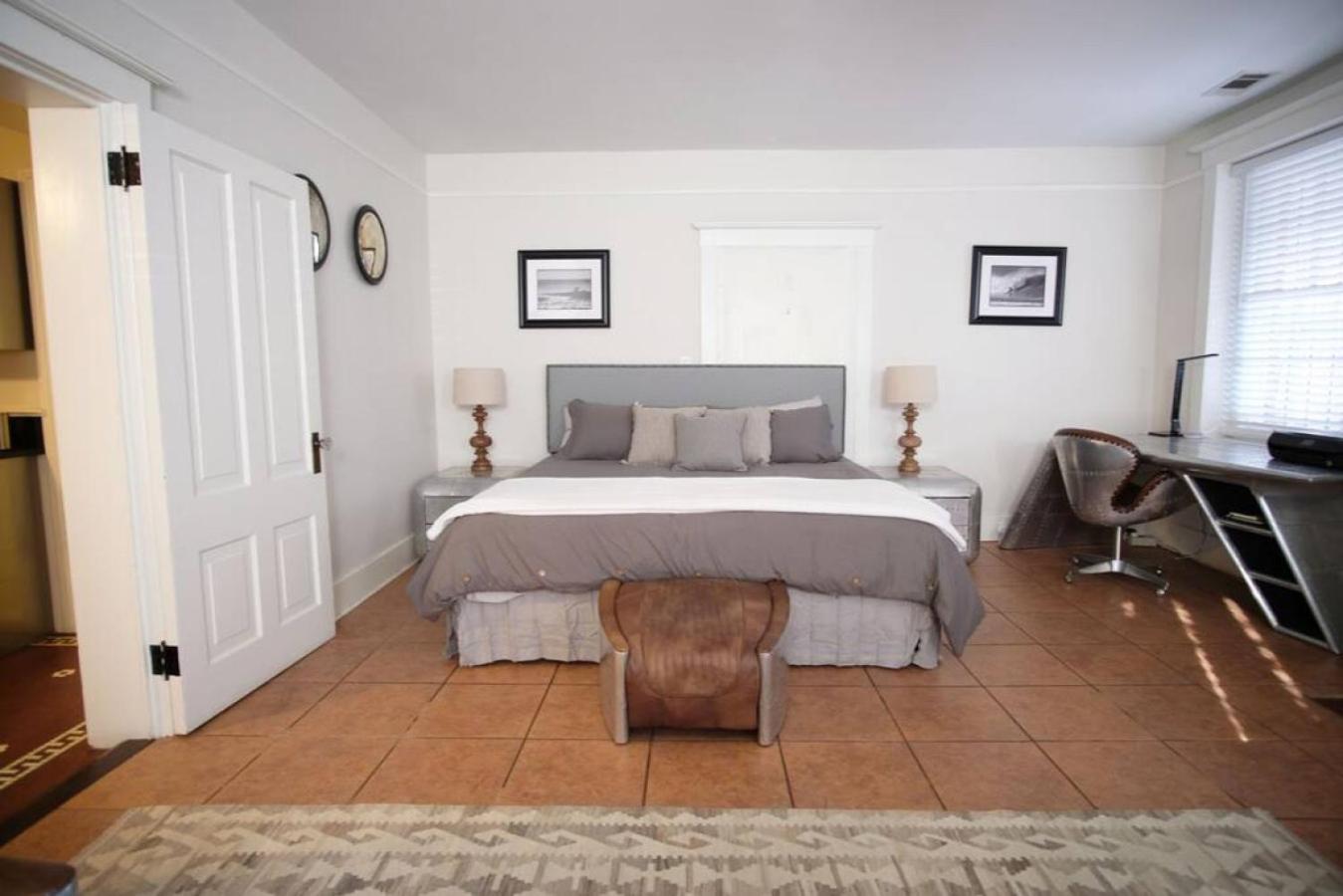 Holiday home 8br Historic Hamilton House