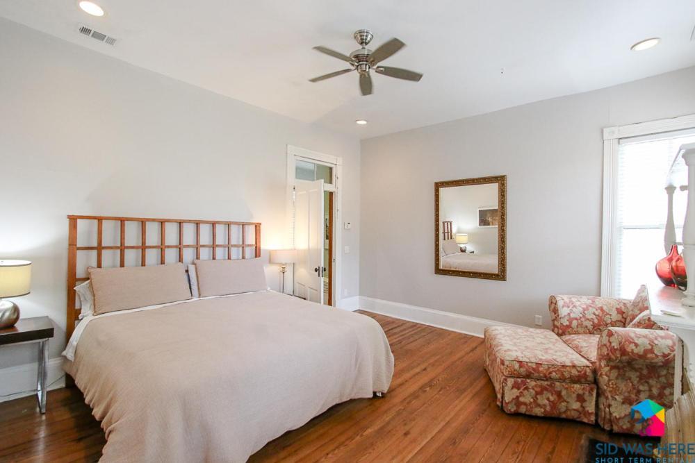 Holiday home Victorian Getaway Close To Forsyth Park Pets